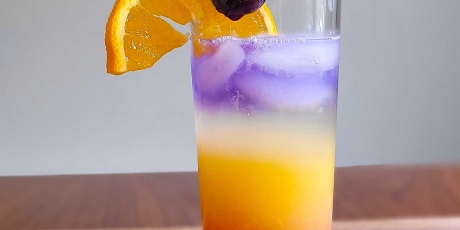 The Empress 1908 Indigo Gin Fizz.