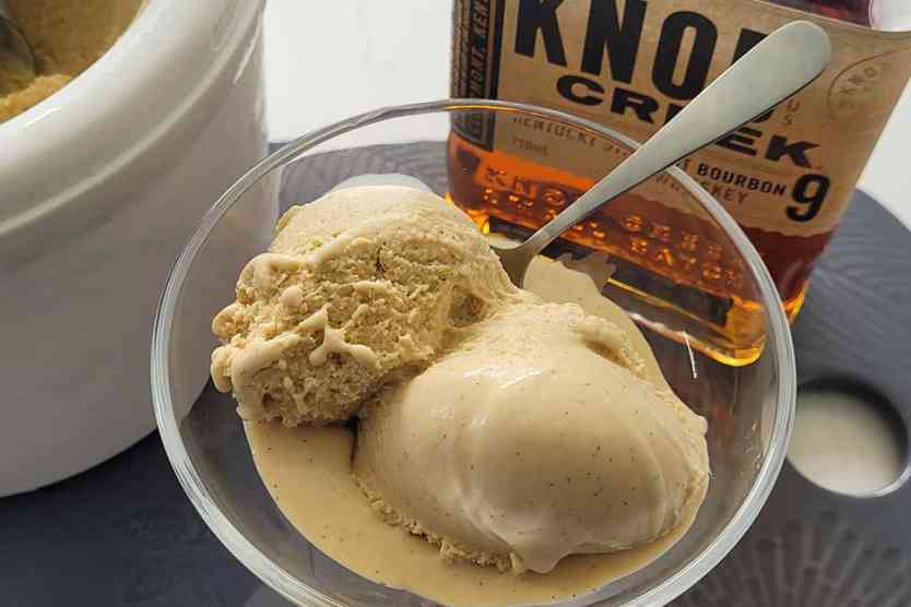 Bourbon vanilla ice cream in a glass.